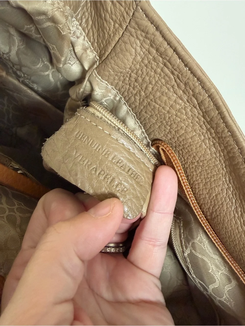 VERA PELLE ITALY Tan & Taupe Italian Leather Shoulder Bag
